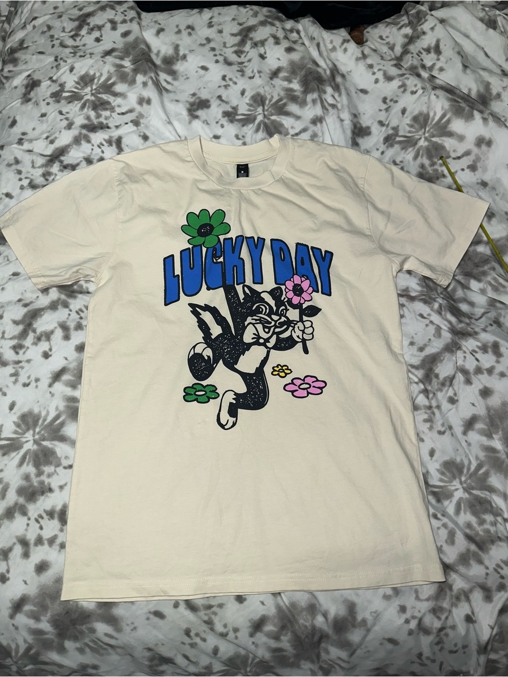 Lucky Day Graphic Skunk As Colour Brand T-Shirt